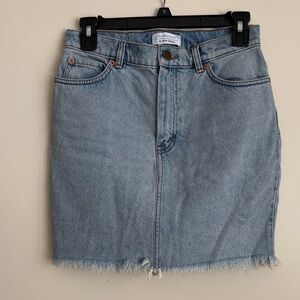 Los Angeles Atelier & Other Stories
 Denim Mini Skirt with Frayed Hem